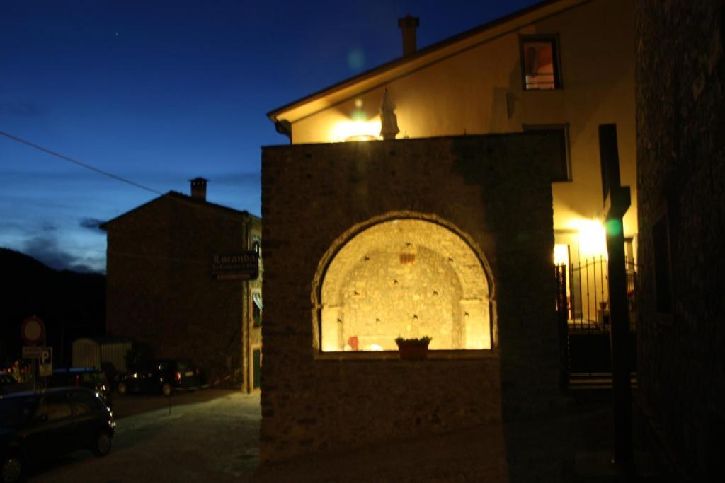 La Campana D'Oro Hotel Beverino Luaran gambar
